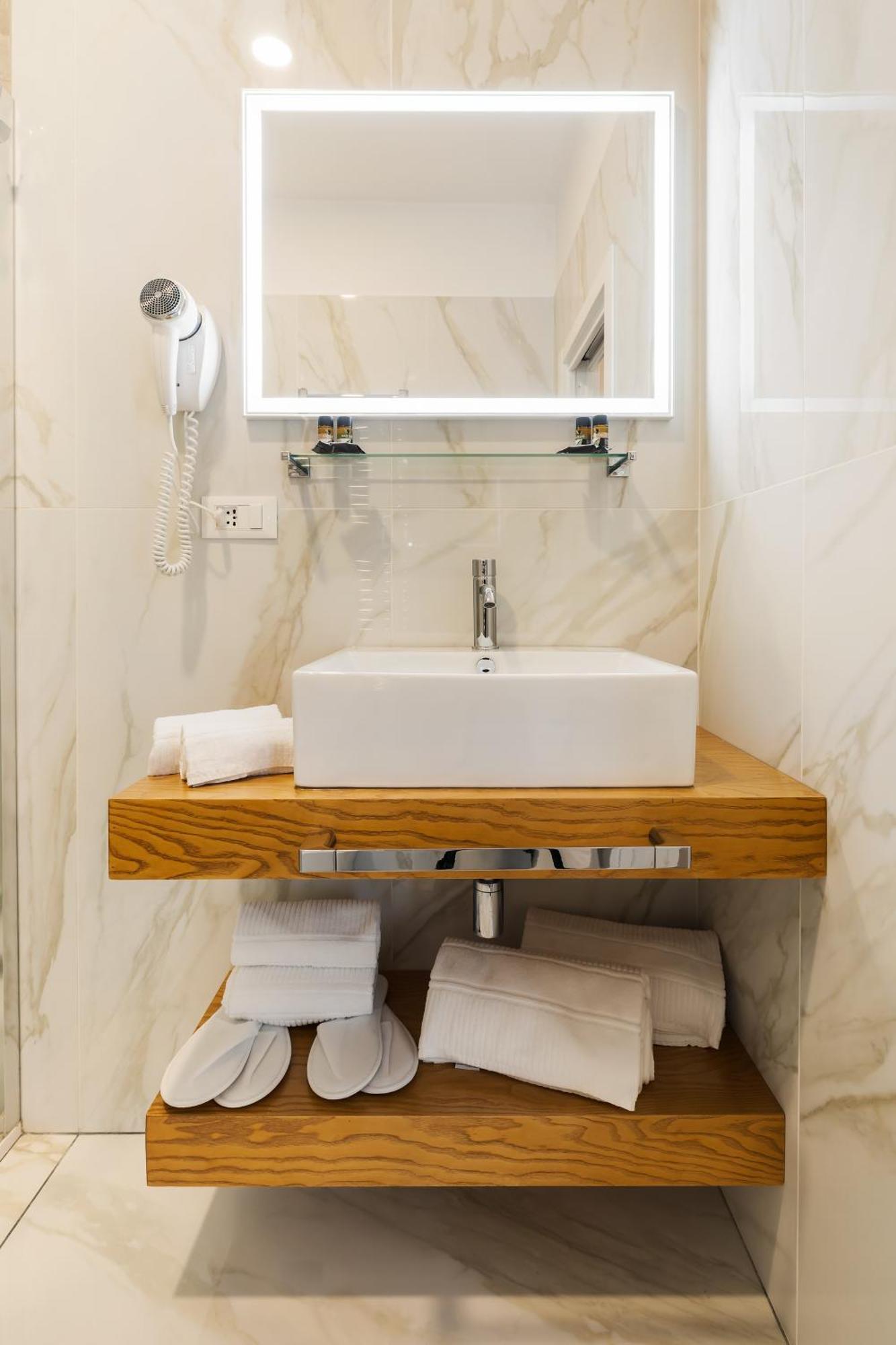 Albadea Deco&Jacuzzi Hotel Rom Eksteriør billede